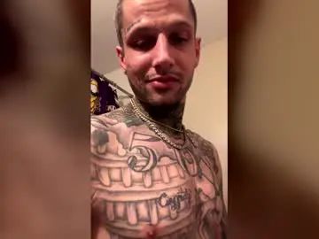 Gay sex chat with cdaddy2519 - camgaychat.com - Britain