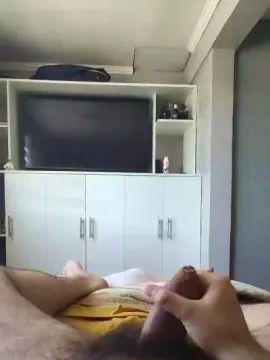 Gay sex chat with juaninn_24 - camgaychat.com - Spain