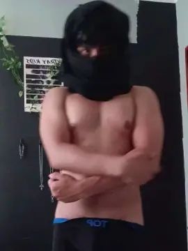 Gay sex chat with balaclavaboys - camgaychat.com - Britain