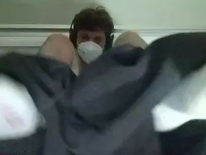 Gay sex chat with bottom_benny_18 - camgaychat.com - Japan