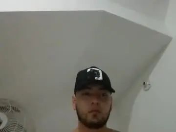 Gay sex chat with randy0807 - camgaychat.com - Britain