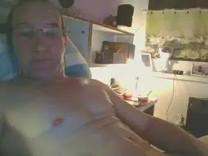 Gay sex chat with Sexyuwe48 - camgaychat.com - Germany