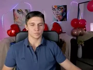 Gay sex chat with emmanuel_shine - camgaychat.com - Britain