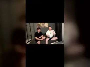 Gay sex chat with adam_ice - camgaychat.com - Russia