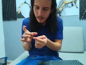 Gay sex chat with archie_hall - camgaychat.com - Britain