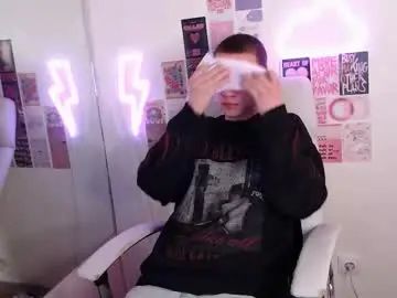 Gay sex chat with _honeyberry_ - camgaychat.com - Britain