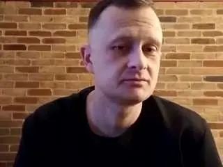 Gay sex chat with sexy4you04 - camgaychat.com