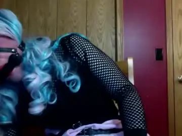 Gay sex chat with ceceluvscock - camgaychat.com - Britain