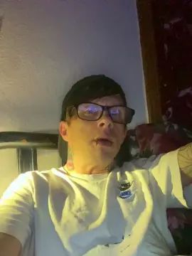 Gay sex chat with EmoEdward - camgaychat.com - Britain