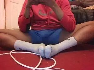 Gay sex chat with MandingoMaasai - camgaychat.com