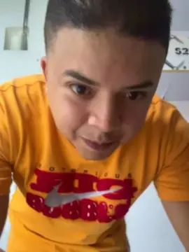 Gay sex chat with luisk_boy - camgaychat.com - Spain