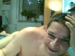 Gay sex chat with andy_as660660 - camgaychat.com - Germany