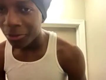 Gay sex chat with bigdmaster19 - camgaychat.com - Britain