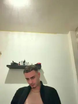 Gay sex chat with sexocanario1 - camgaychat.com - Spain