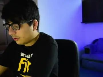 Gay sex chat with shidoteamstudio - camgaychat.com - Britain