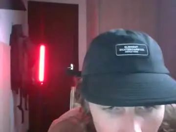 Gay sex chat with wave_boyy - camgaychat.com - Britain