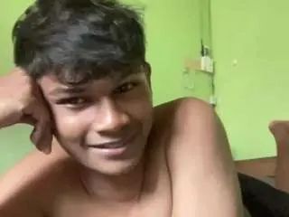 Gay sex chat with dreamboykhaleed - camgaychat.com