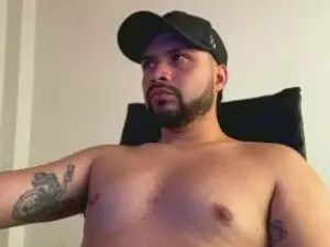 Gay sex chat with Zion_Draft - camgaychat.com - Spain