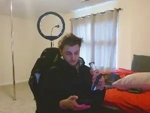 Gay sex chat with axel_ray - camgaychat.com - Britain