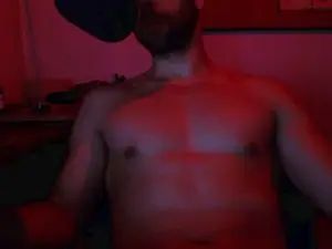 Gay sex chat with Alejandro_87_ - camgaychat.com - Britain