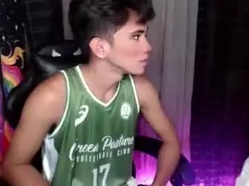 Gay sex chat with ursweetboy_jrck - camgaychat.com - Britain