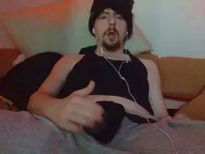 Gay sex chat with Hardwhip93 - camgaychat.com - Britain