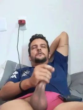 Gay sex chat with Alcatraz90_ - camgaychat.com - Portugal