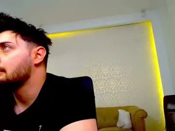 Gay sex chat with jalenpenn - camgaychat.com - Britain