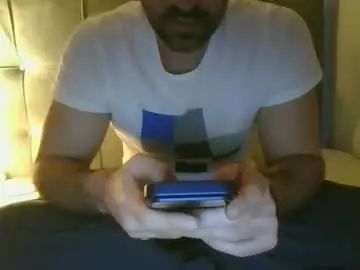 Gay sex chat with abrakadabra2121 - camgaychat.com - Britain