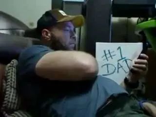 Gay sex chat with mr-adams - camgaychat.com