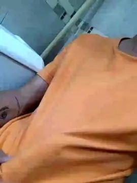 Gay sex chat with Leputie - camgaychat.com