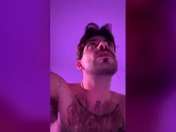 Gay sex chat with lumenvellor - camgaychat.com - Britain