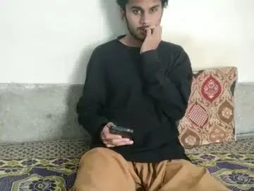 Gay sex chat with smartii24 - camgaychat.com - Britain