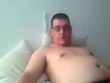 Gay sex chat with dickcashflow - camgaychat.com - Britain