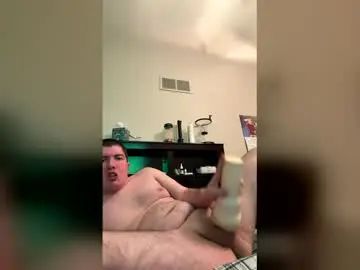 Gay sex chat with kylevogt2024 - camgaychat.com - Britain