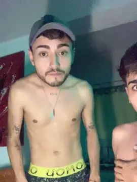 Gay sex chat with Devilboyzzz - camgaychat.com - Spain