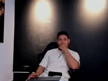 Gay sex chat with floyd212_vibes - camgaychat.com - Spain