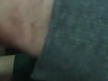 Gay sex chat with tomvill - camgaychat.com - Italy