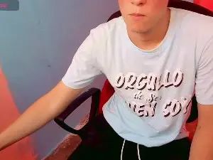 Gay sex chat with Sanji_777 - camgaychat.com - Britain