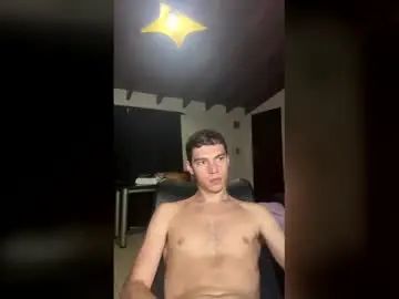 Gay sex chat with alexkorsic - camgaychat.com - Spain