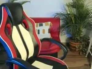 Gay sex chat with luigi_money_ - camgaychat.com - Spain