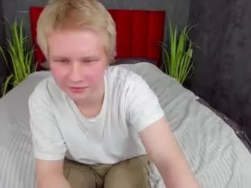 Gay sex chat with gekz_eles - camgaychat.com - Britain