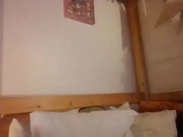 Gay sex chat with swannmonroe21 - camgaychat.com - France