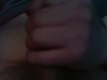 Gay sex chat with quiet_guy4twenty - camgaychat.com - Britain