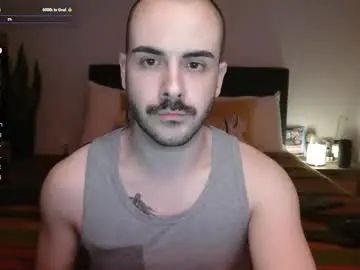 Gay sex chat with imcoltnixon - camgaychat.com
