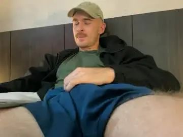 Gay sex chat with tigerniko - camgaychat.com - Britain