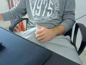 Gay sex chat with Zuuunzaral - camgaychat.com - Italy