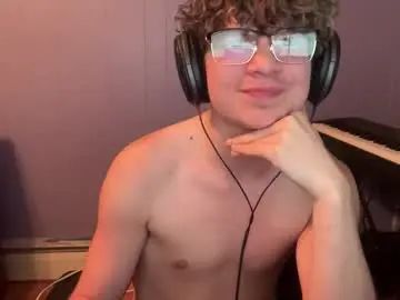 Gay sex chat with hushimhung - camgaychat.com - Britain