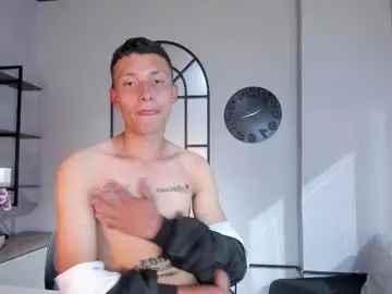 Gay sex chat with mrocconor - camgaychat.com - Spain