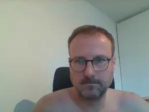 Gay sex chat with robertmeier_hot - camgaychat.com - Germany